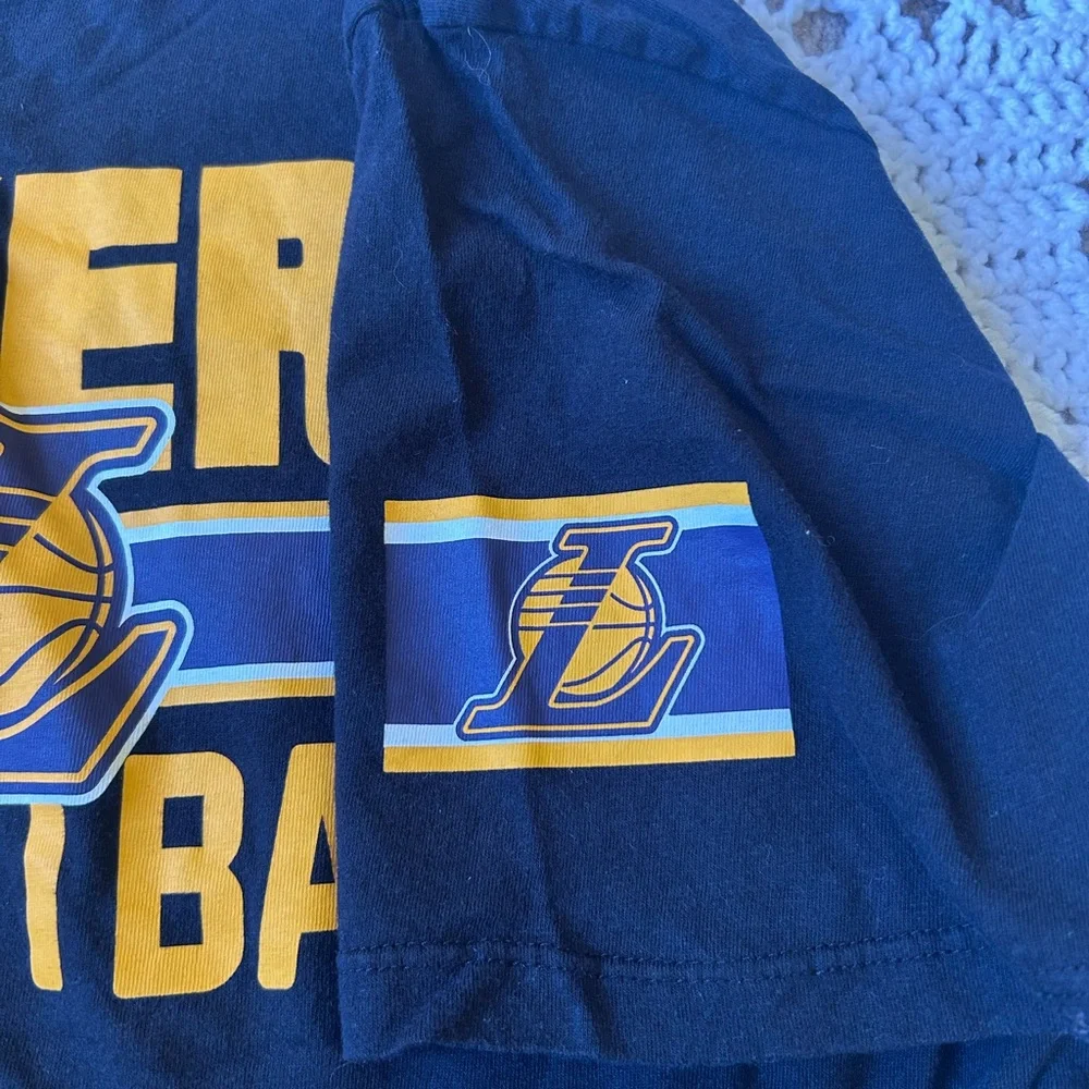 Men’s Lakers Basketball Black Large ‘47 Brand Tshirt Short Sleeve RN#70547 - Picture 5 of 8